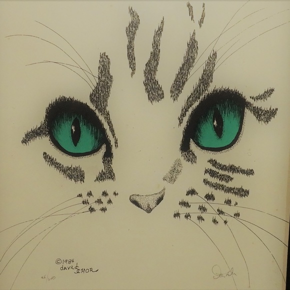 Swarovski Peridot Cat Eyes Rhinestone Earrings - Picture 8 of 8